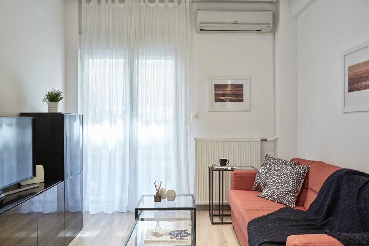 Modern Elegant Apt At Kolonaki Афины Экстерьер фото
