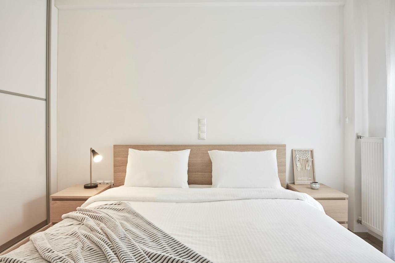 Modern Elegant Apt At Kolonaki Афины Экстерьер фото